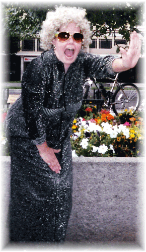 DIANA ROSS SIZE MEDIUM