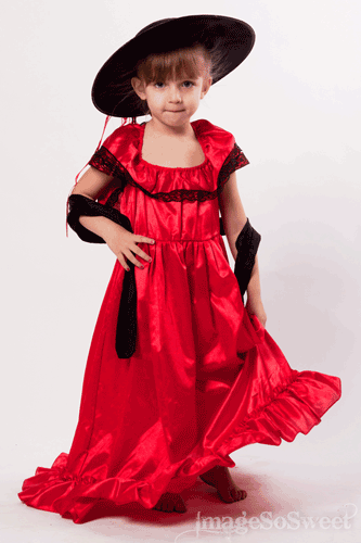SCARLET Size Small