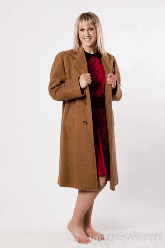 WOMAN'S OVERCOAT one size